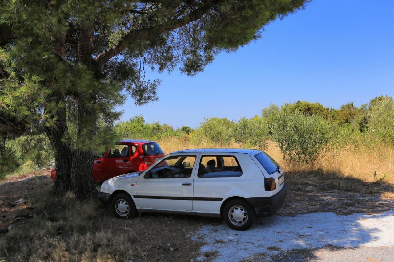 Donji Okrug  Apartments With A Parking Space Okrug Donji, Ciovo - 15848 מראה חיצוני תמונה